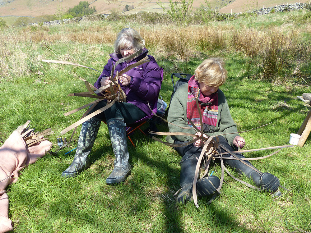 Making Traditional Oak Baskets