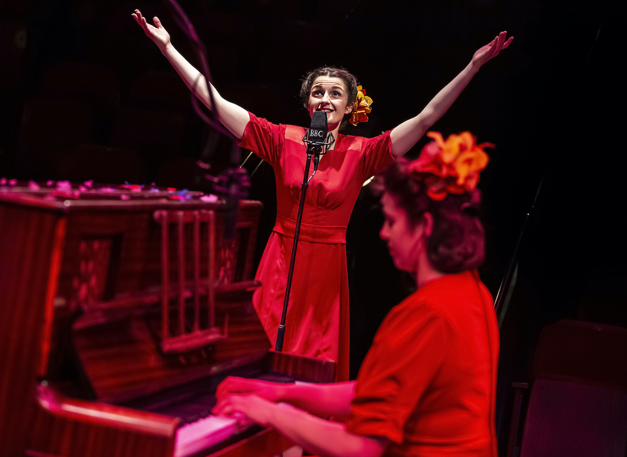 Liz played by Lauren Chinery - The Blonde Bombshells of 1943_Pamela Raith Photography