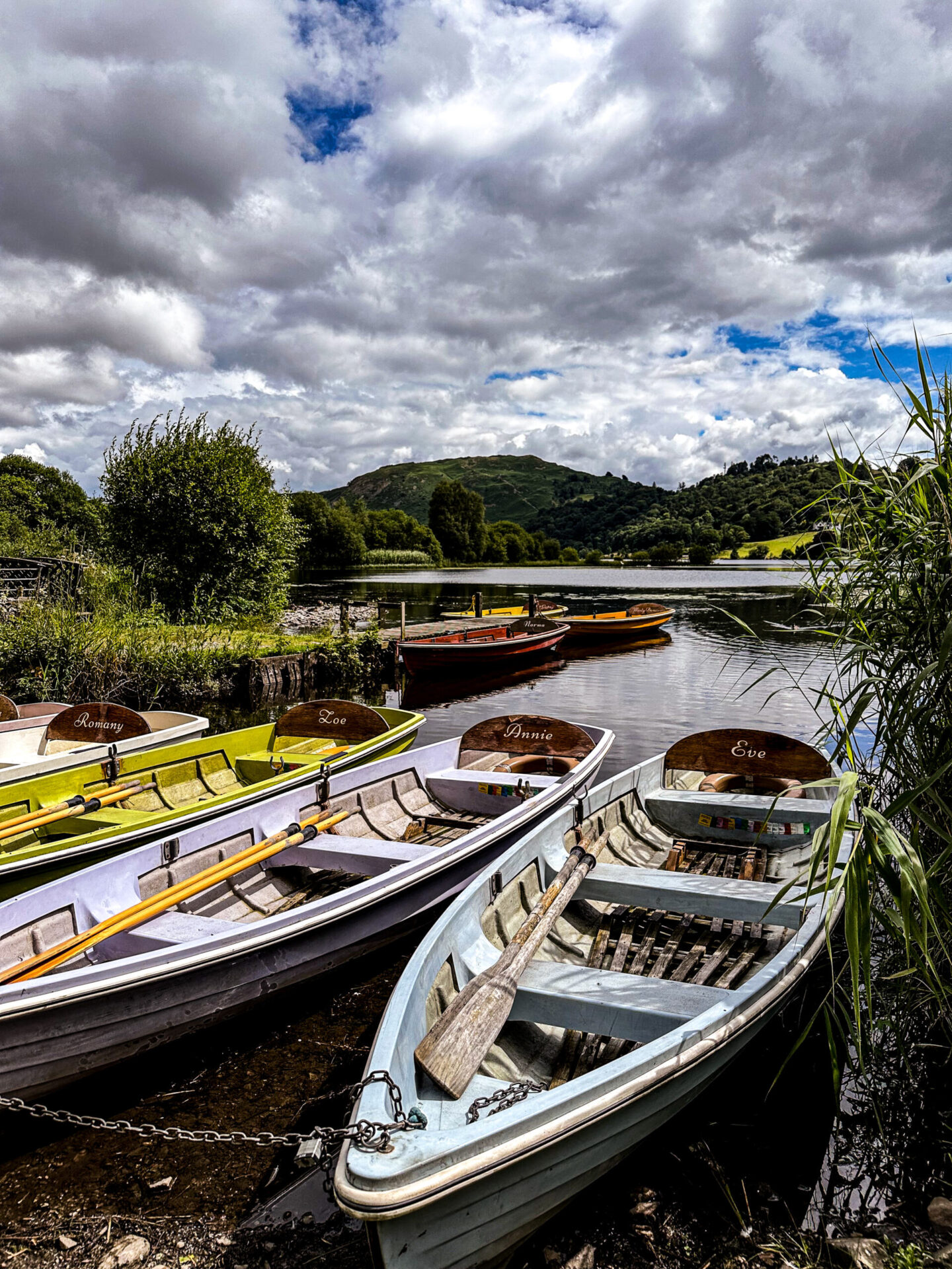 Faeryland Grasmere - tea & Coffee garden with boat hire