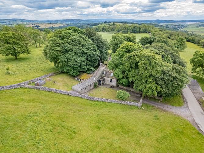Lumley Fee is for sale by Private Treaty through the H&H Land & Estates
